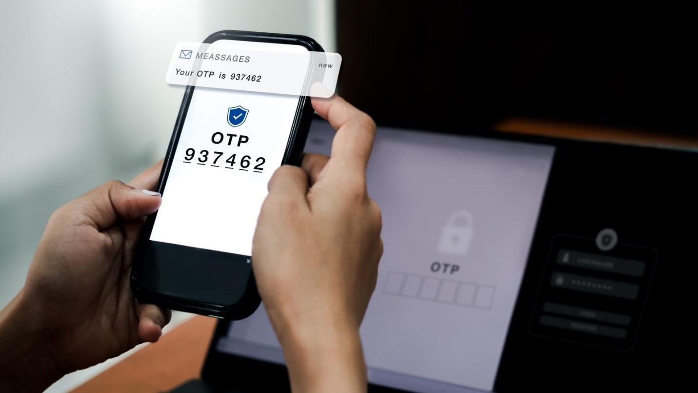 https://www.slashgear.com/img/gallery/what-are-otp-messages-and-should-you-set-them-up-to-auto-delete-on-android/l-intro-1728061821.jpg